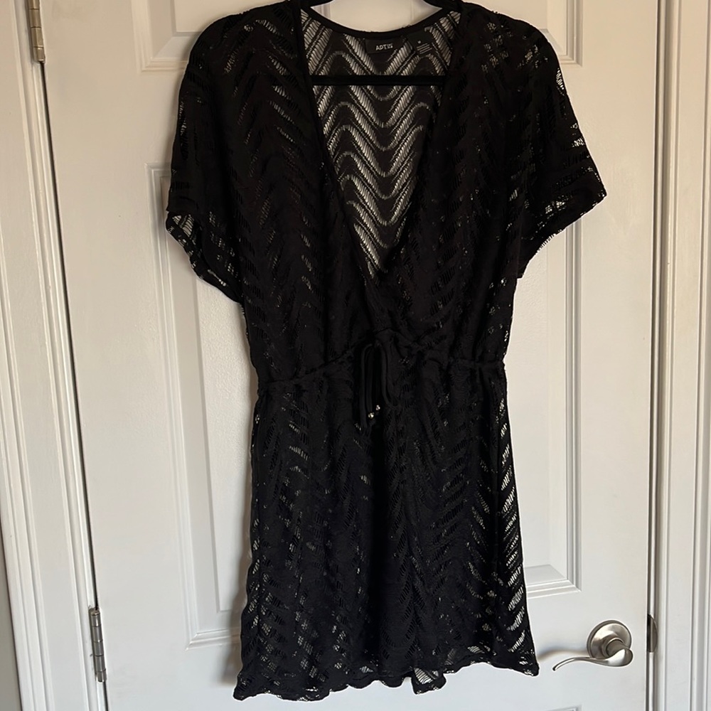 Apt. 9 black lace swimsuit coverup cinch waist